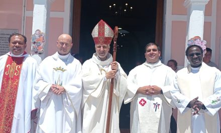 La SVD ratifica su presencia en Huara y asigna a un nuevo párroco